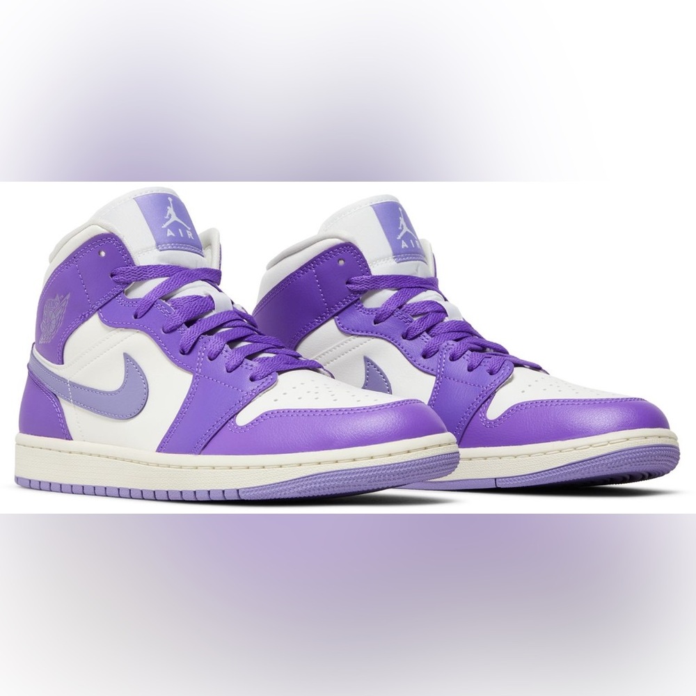Air Jordan 1 Mid Purple Venom Women size 7.5 - Picture 2 of 11